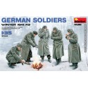GERMAN SOLDIERS (WINTER 1941-42) 1:35