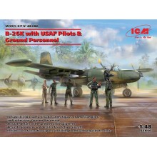 B-26K with USAF Pilots & Ground Personnel 1:48