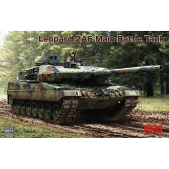 1:35 M4A3 76W HVSS Sherman with full interior & workable track links