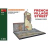 1:35 Street section w/Wall 